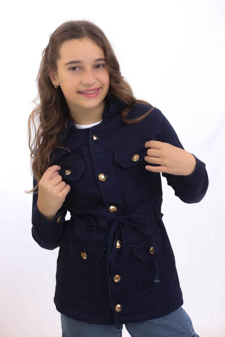 Elegância e praticidade para os dias frios. O tecido com - Foto 1